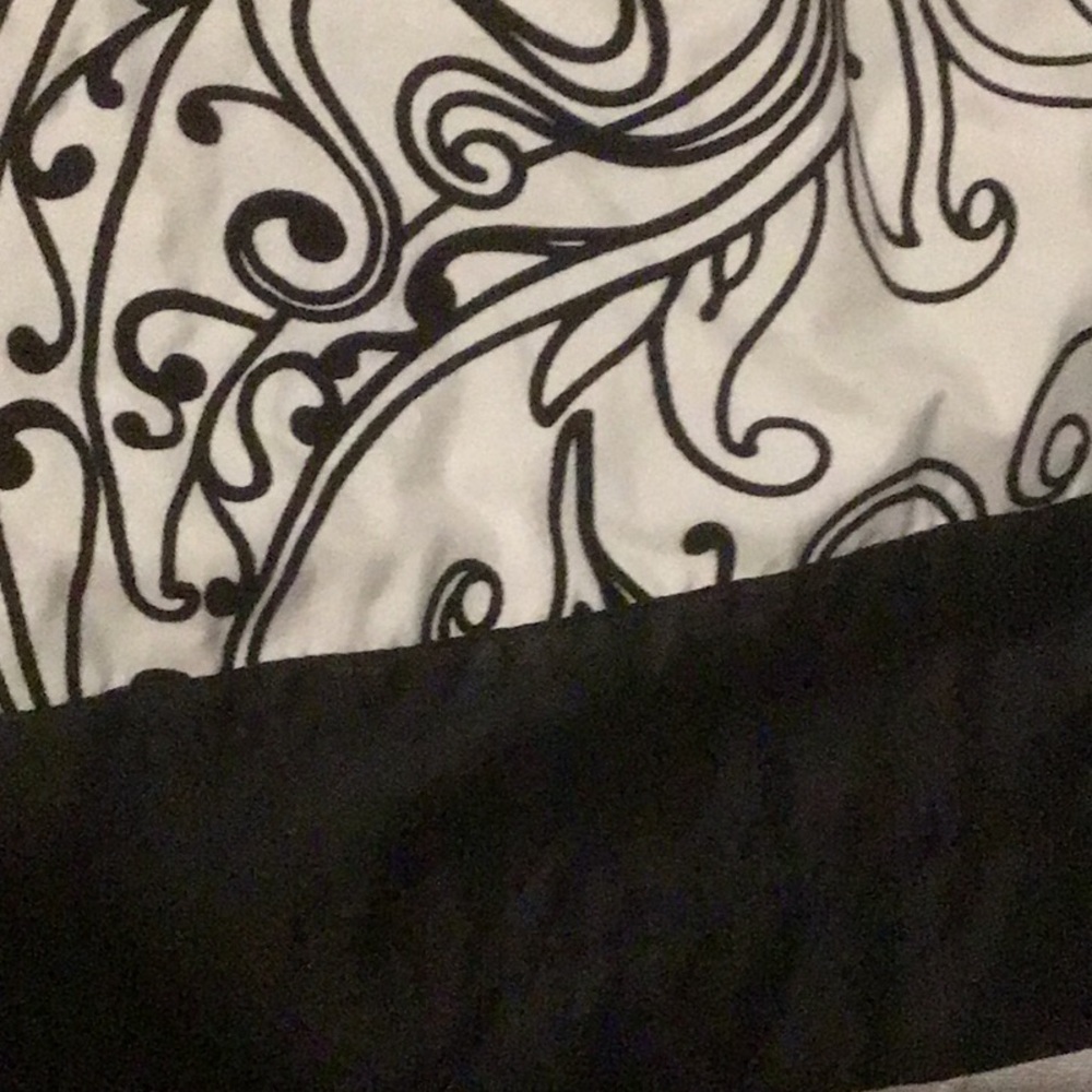 Two Valances - Picture 4 of 4